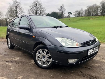 FORD FOCUS 1.6i 16v Ghia 5dr