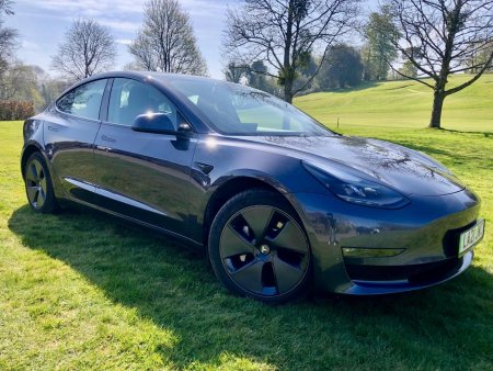 TESLA MODEL 3 (Dual Motor) Long Range Auto 4WDE 4dr