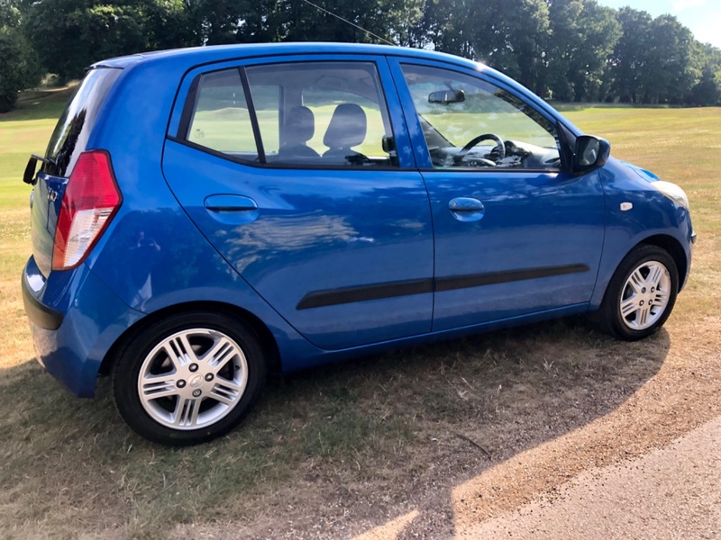 HYUNDAI I10