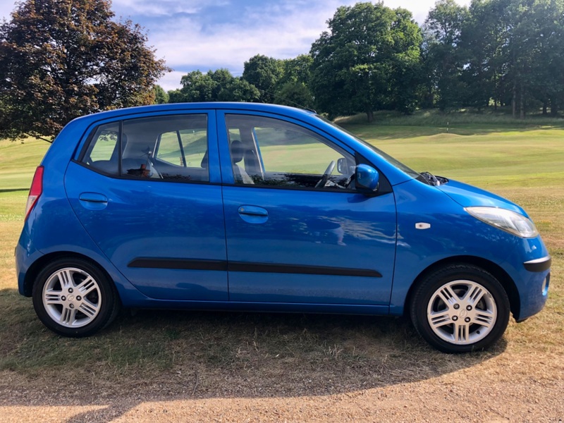 HYUNDAI I10
