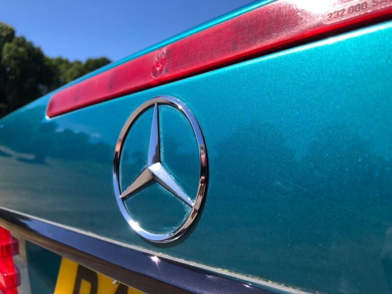 MERCEDES-BENZ SL CLASS