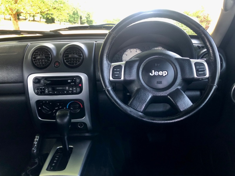 JEEP CHEROKEE
