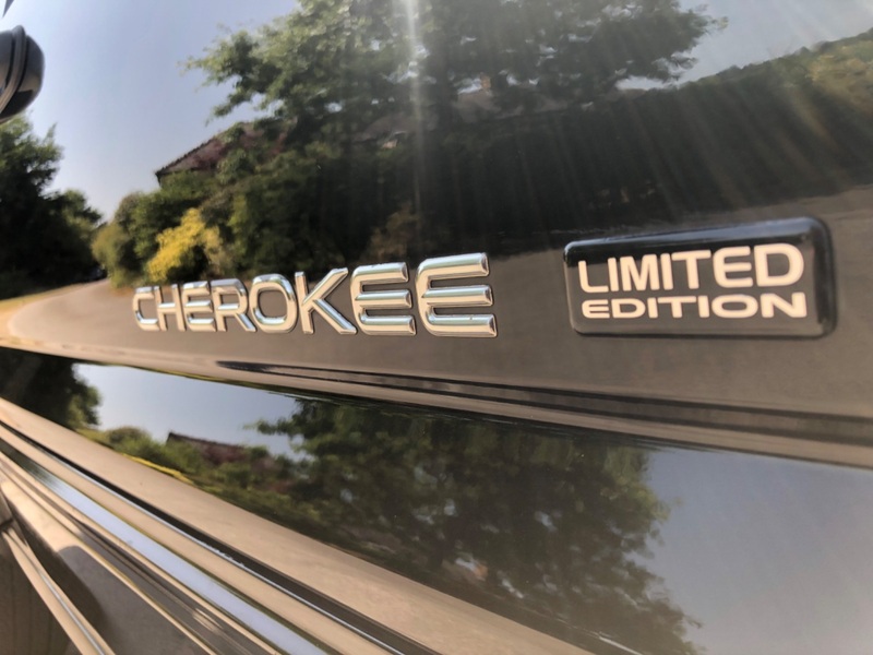 JEEP CHEROKEE