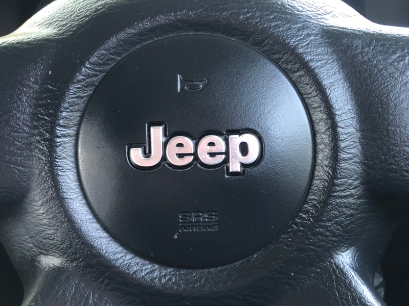 JEEP CHEROKEE