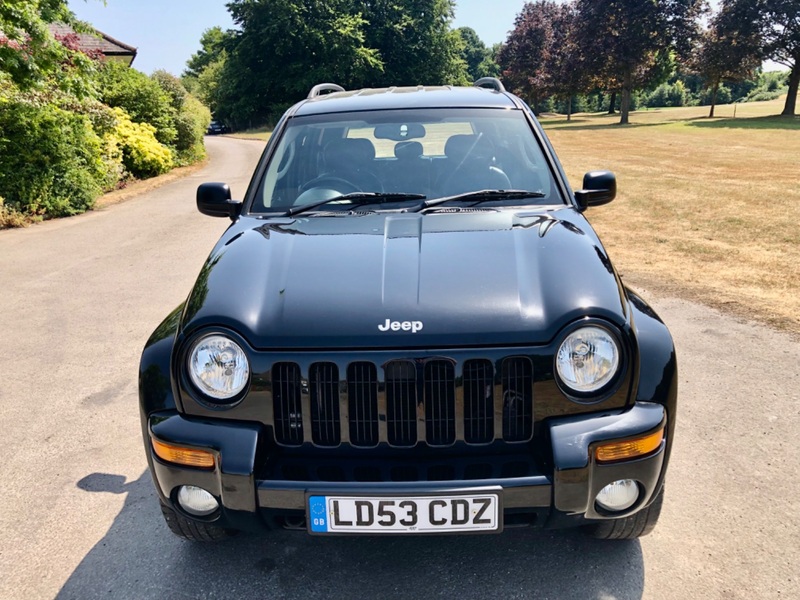 JEEP CHEROKEE