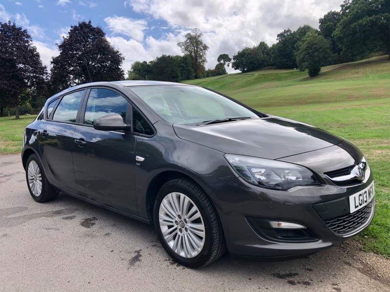 VAUXHALL ASTRA
