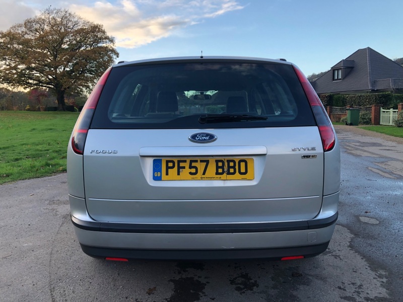 FORD FOCUS