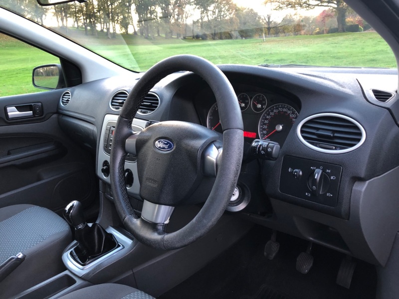 FORD FOCUS