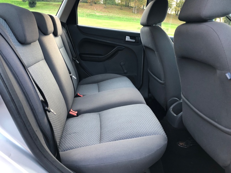 FORD FOCUS