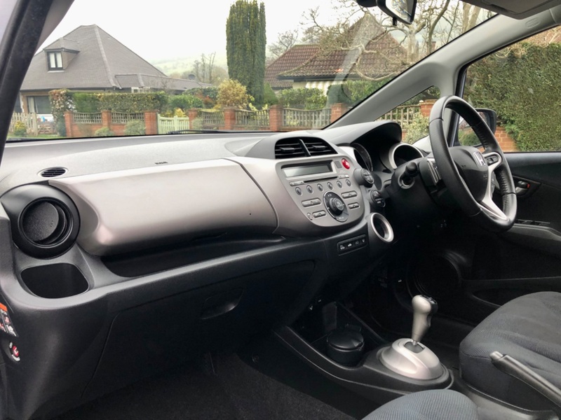 HONDA JAZZ