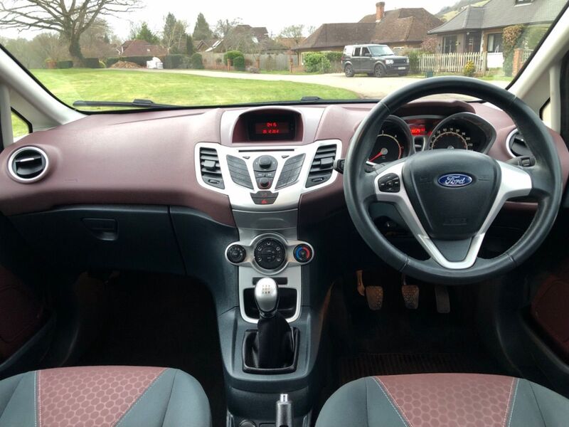FORD FIESTA