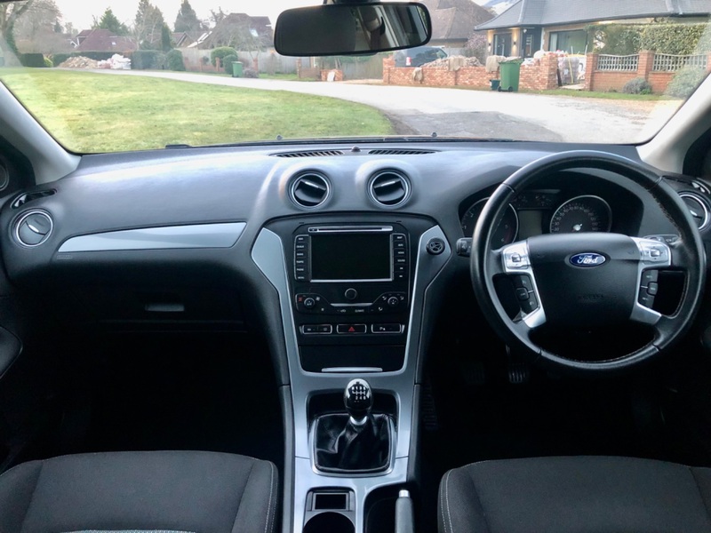 FORD MONDEO