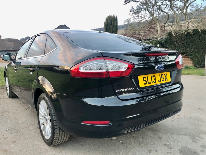FORD MONDEO