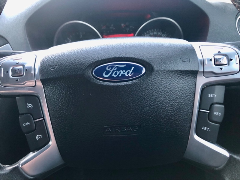 FORD MONDEO