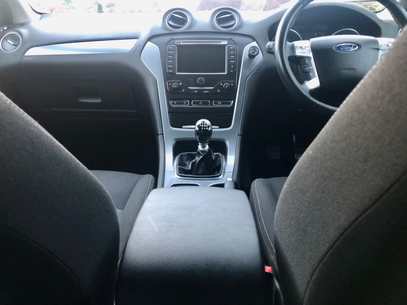 FORD MONDEO