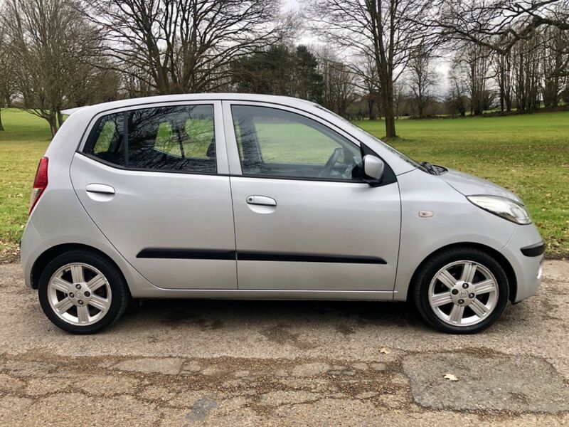 HYUNDAI I10