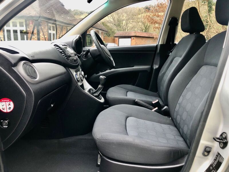 HYUNDAI I10