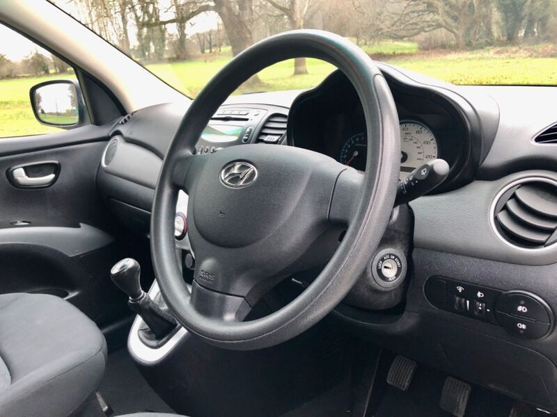 HYUNDAI I10
