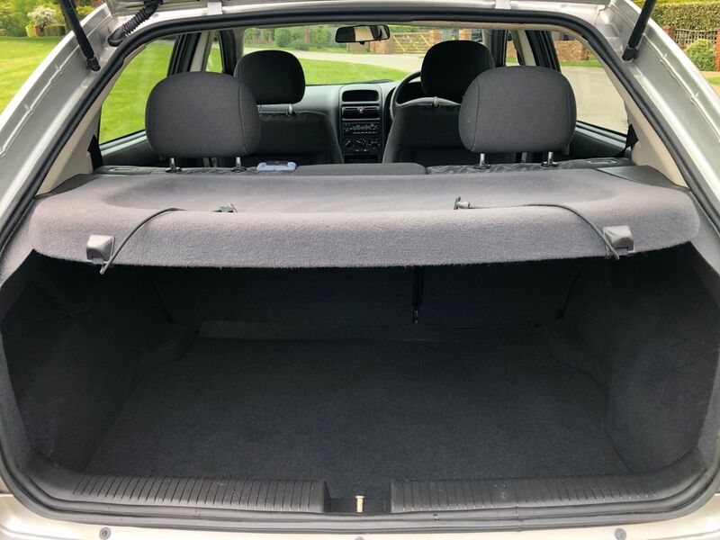 VAUXHALL ASTRA