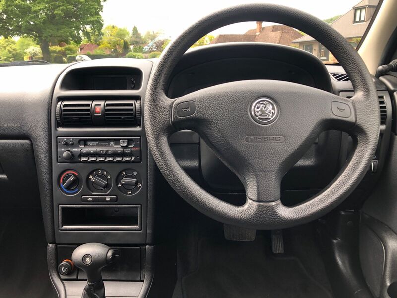 VAUXHALL ASTRA