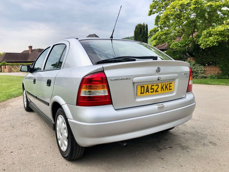 VAUXHALL ASTRA