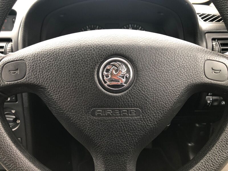 VAUXHALL ASTRA